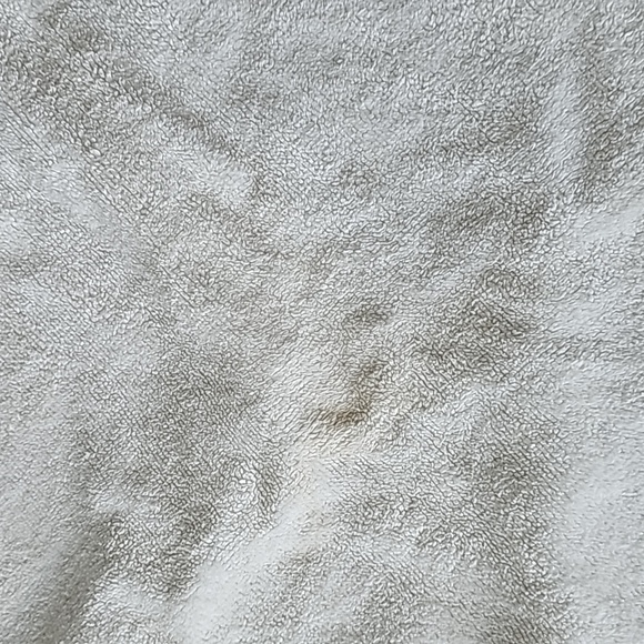 Moët Chandon Ice Imperial Champagne Towel - Picture 3 of 6